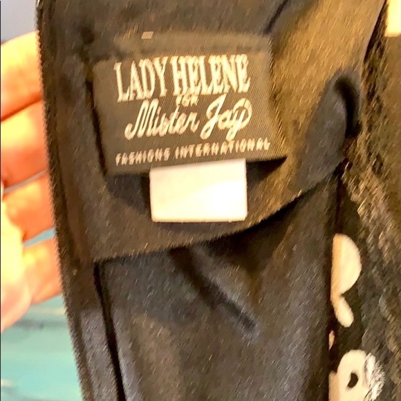 VTG Lady Helene,Black,Tiered-Lace Mourning Dress,Discerning Piece of Americana - Picture 6 of 17